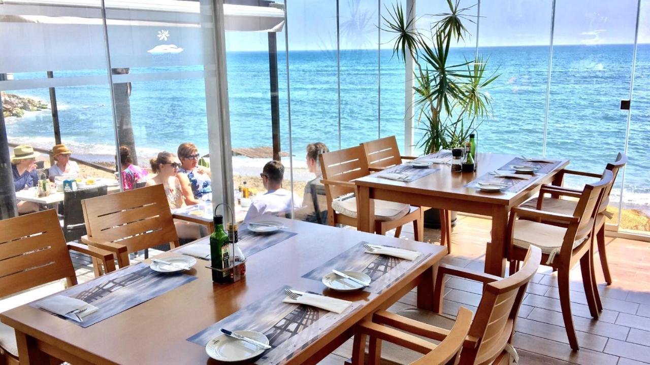 Mi Capricho 170 Beachfront Apartment Sitio de Calahonda Zewnętrze zdjęcie