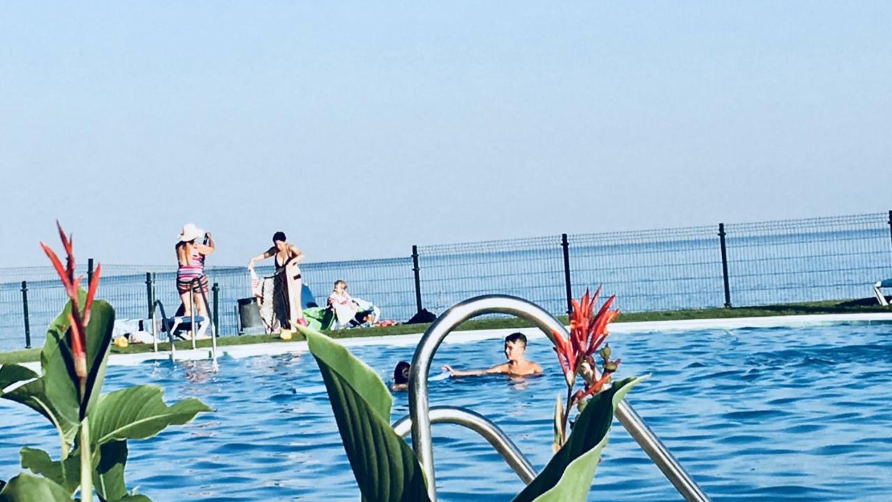Mi Capricho 170 Beachfront Apartment Sitio de Calahonda Zewnętrze zdjęcie