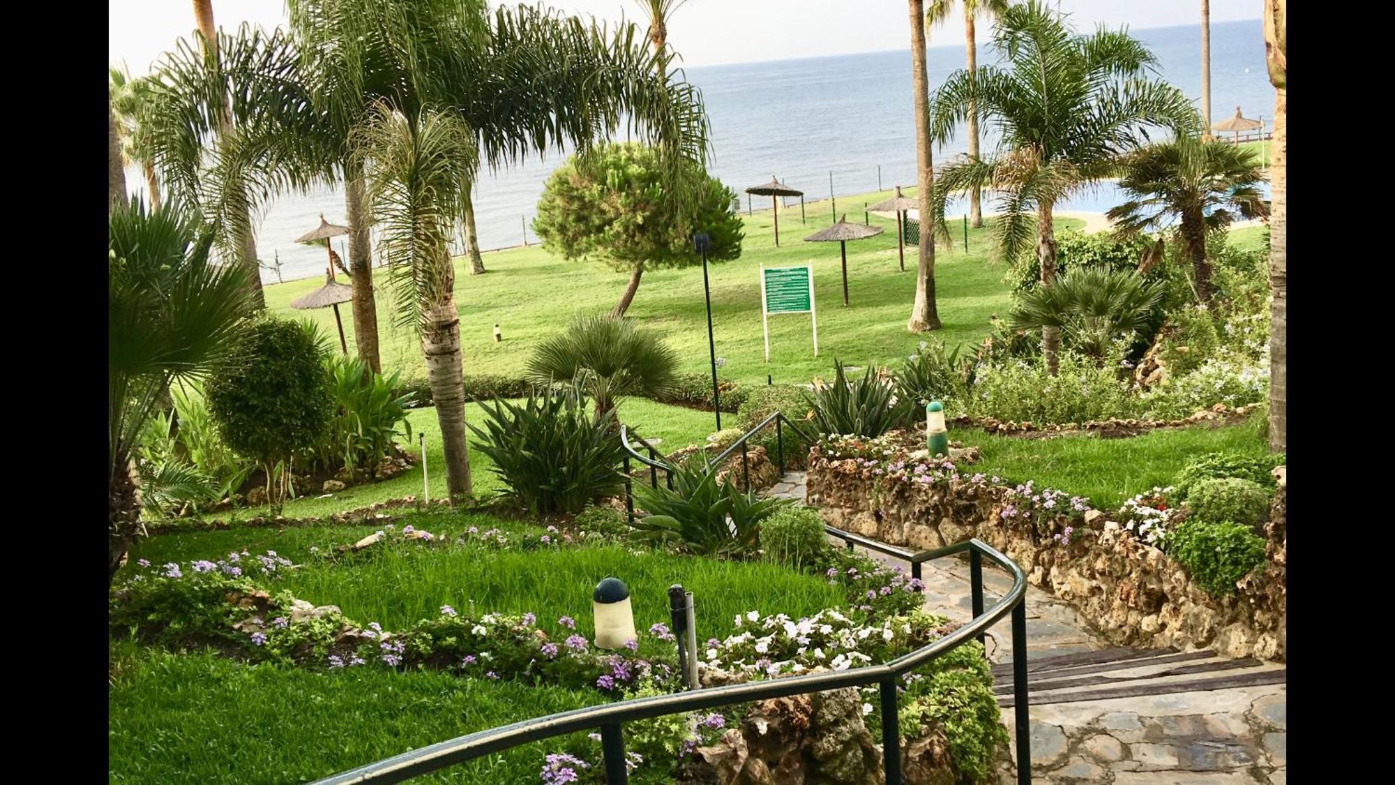 Mi Capricho 170 Beachfront Apartment Sitio de Calahonda Zewnętrze zdjęcie
